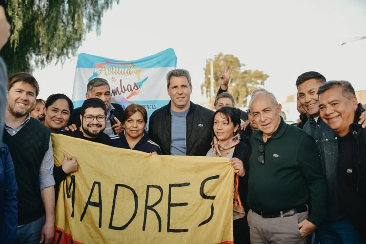 Sergio Uñac visitó a vecinos de Chimbas y Capital