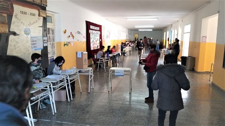 Votó el 69,5% del padrón en San Juan