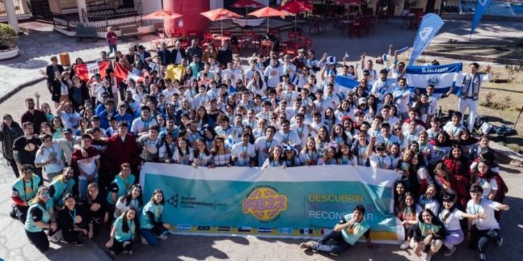 Alumnos cauceteros destacados en la Feria Internacional de Emprendedores