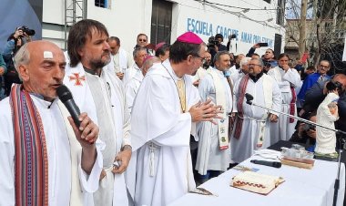 Misa en defensa del papa Francisco con duras críticas a Javier Milei