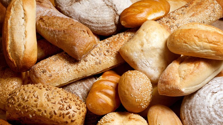 Gobierno y panaderos firmaron un convenio que fija el precio del pan en $680