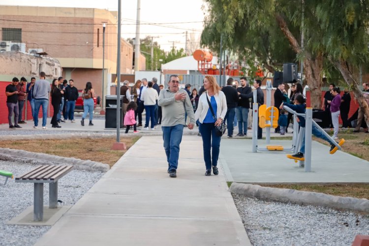 Baistrocchi inauguró nueva plaza en el Consorcio Libertador donde había un basural