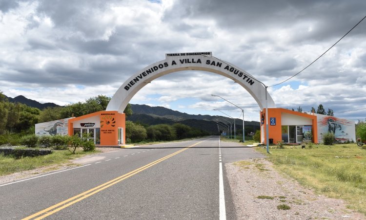 En Valle Fértil suspenden los festejos estudiantiles por la muerte de un jóven
