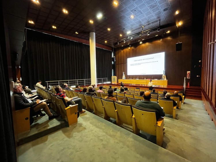 Capacitación en atención al usuario para el personal legislativo