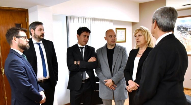 Duelo institucional y medalla a la familia de Juan José Chica