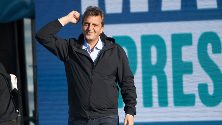 Massa cerró su campaña en una fábrica y propuso un nuevo "pacto federal"