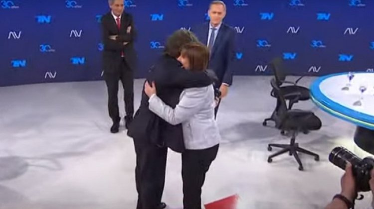 El abrazo entre Milei y Patricia Bullrich tras el acuerdo