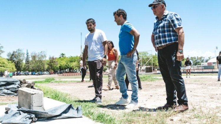 El aporte de Deportes a la UNSJ para la nueva cancha de césped sintético