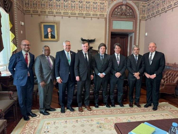 Milei se reunió con dos altos funcionarios de Joe Biden