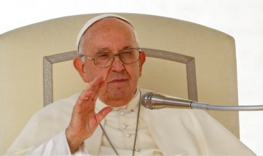 El Vaticano autorizó las bendiciones a parejas del mismo sexo