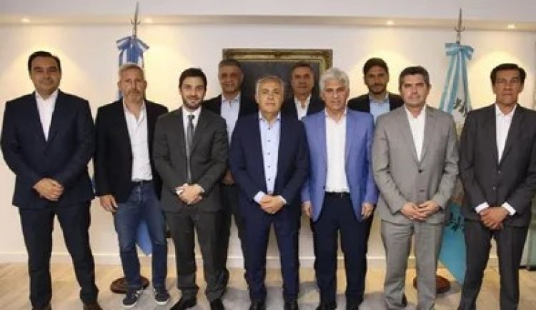 Que día asume cada uno de los gobernadores