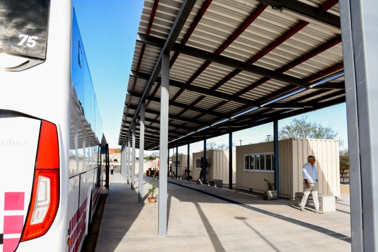 El paraje Difunta Correa estrena su parador de ómnibus