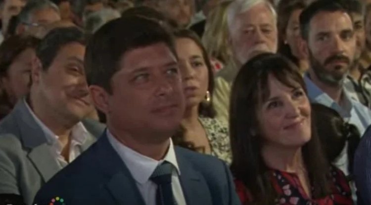 Políticos de diferentes espacios partidarios  acompañaron la asunción de Miodowsky