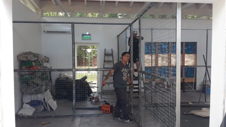 Milei mostró los caniles en la Quinta de Olivos para sus perros