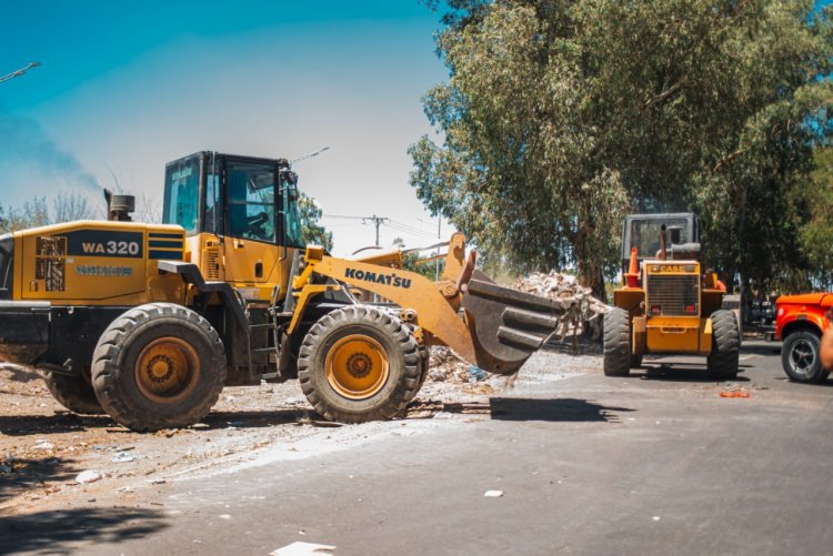 Inicia la semana con operativos de limpieza y mantenimiento de espacios verdes en Rawson