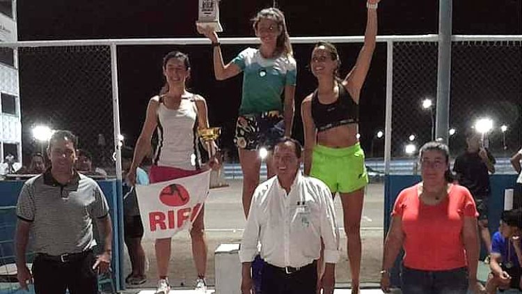 Se corrió la Maratón Nocturna Aniversario en Albardón