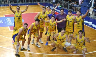 Jáchal BC se trajo una importante victoria de Corrientes