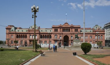 El Gobierno prohibirá el lenguaje inclusivo en la administración pública