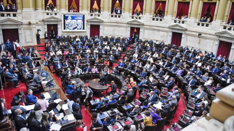 DNU: Diputados va por la segunda jornada de debate tras el cuarto intermedio