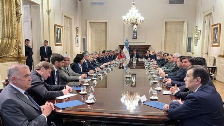 El Gobierno evalúa trazar un nuevo pacto fiscal con gobernadores