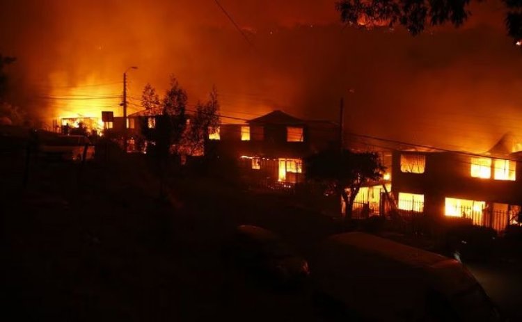 Fatal incendio dejó 119 muertos y destruyó más de 1.000 casas en Viña del Mar