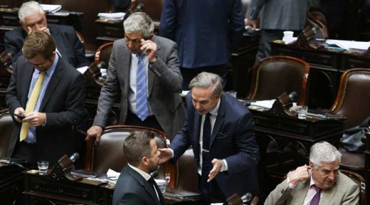 Milei fracasó en el Congreso y anuncia que no se debatirá la Ley Ómnibus