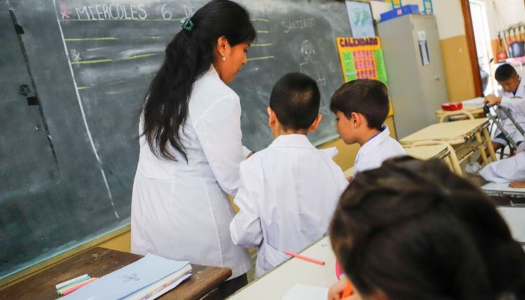 El Gobierno de San Juan se hará cargo del Incentivo Docente y Conectividad