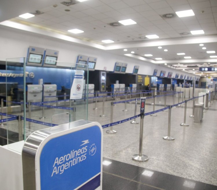 Cómo funcionan los aeropuertos por el paro de aeronáuticos