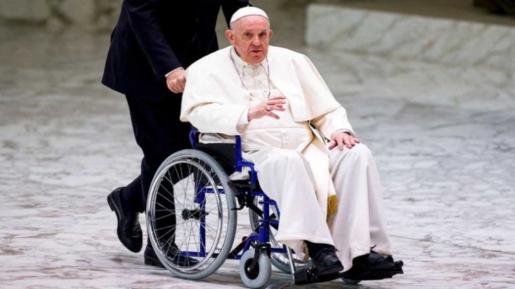 El papa Francisco fue hospitalizado en Roma y ya regresó al Vaticano