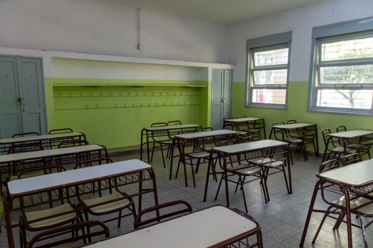 Rivadavia colaboró con 87 escuelas para volver a clases