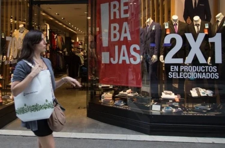 Las ventas minoristas cayeron un 25,5% interanual en febrero