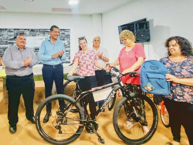 Entregan los premios del sorteo “Comienzo de Clases”