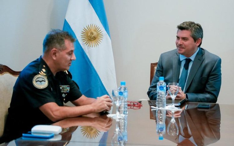 Orrego se reunió con el jefe de Gendarmería X Agrupación y con el titular de la Agencia Regional de la Policía Federal