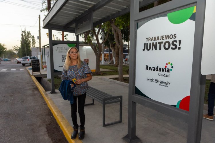 Vecinos del barrio Centinella ll ya disfrutan de la nueva Plaza