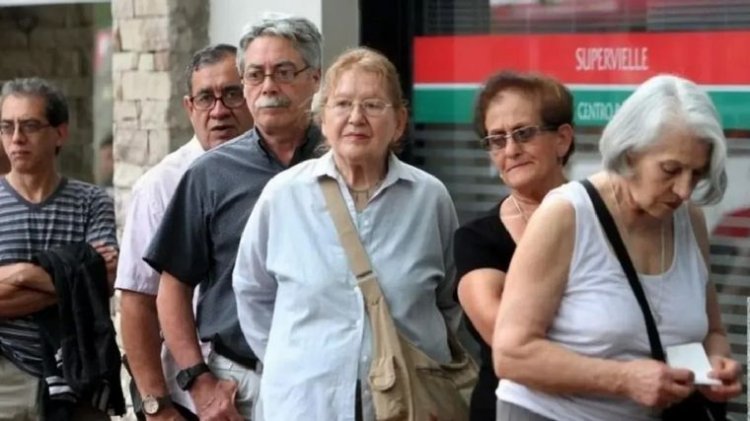 Los jubilados percibirán un incremento extra del 12,5% en abril