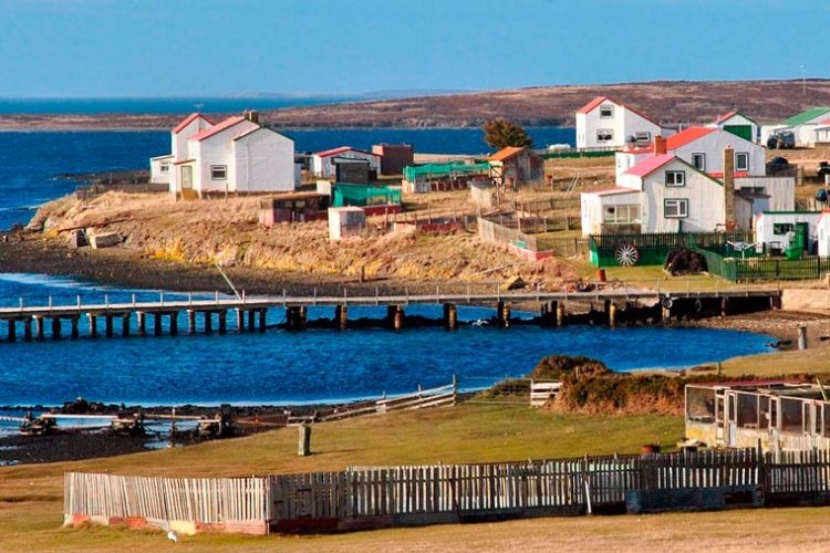Viajar a las Islas Malvinas desde la Argentina cuesta medio millón de pesos