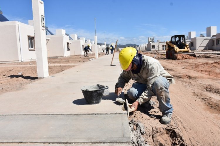 El 40% de las obras se reactivan con fondos locales