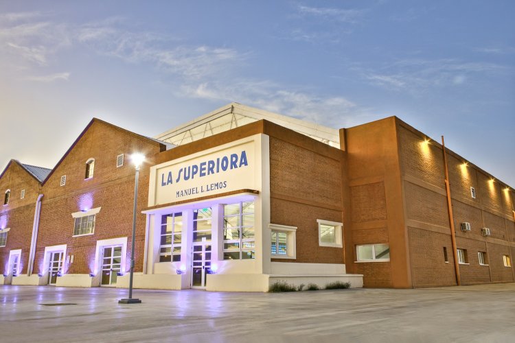 Organizan una gran liquidación con descuentos de hasta el 50%
