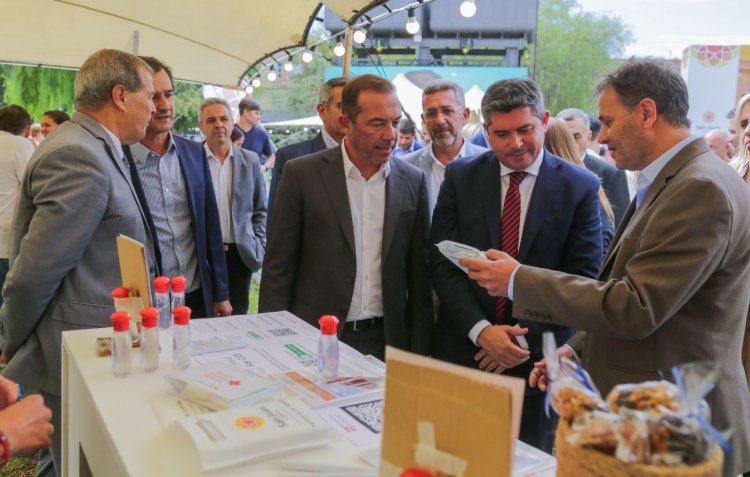 El gobernador encabezó el lanzamiento oficial de Ironman 2024