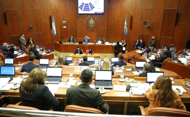 Reanudan la Primera Sesión y fueron conformadas diversas comisiones