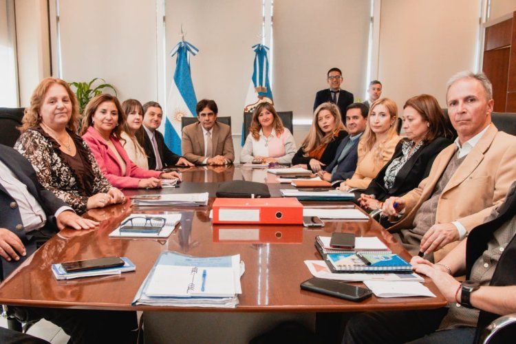 El Gobierno ofreció un aumento del 10% a los docentes