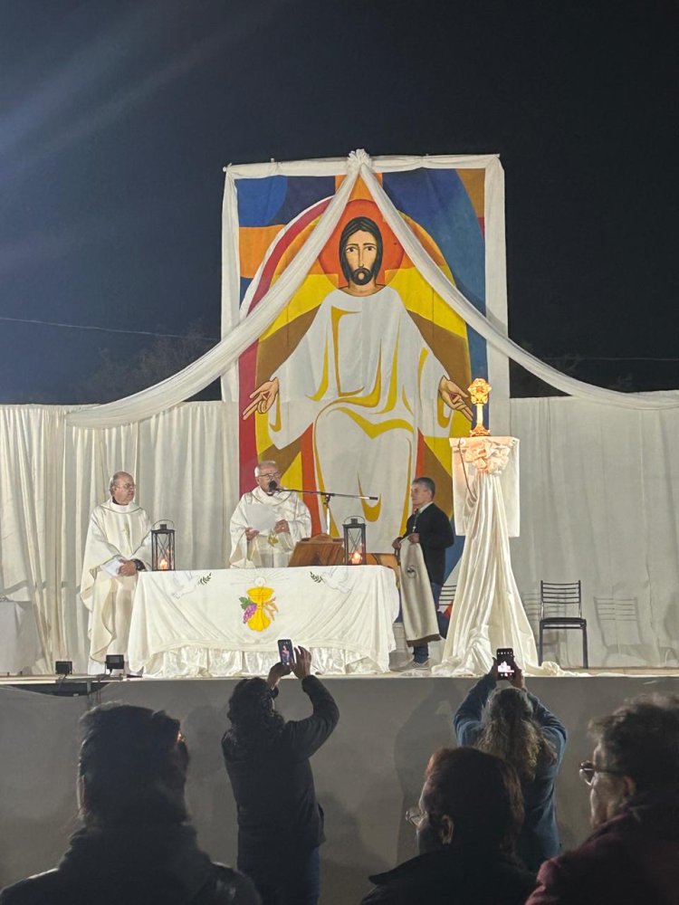 Una multitud celebró misa entorno a las reliquias del Santo Cura Brochero