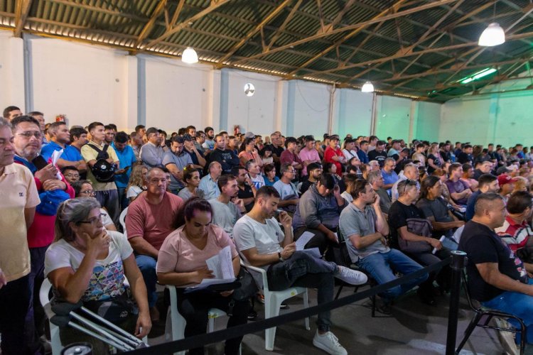 En un remate histórico Rivadavia subastó sus 25 movilidades