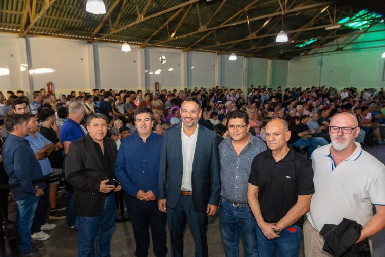 En un remate histórico Rivadavia subastó sus 25 movilidades