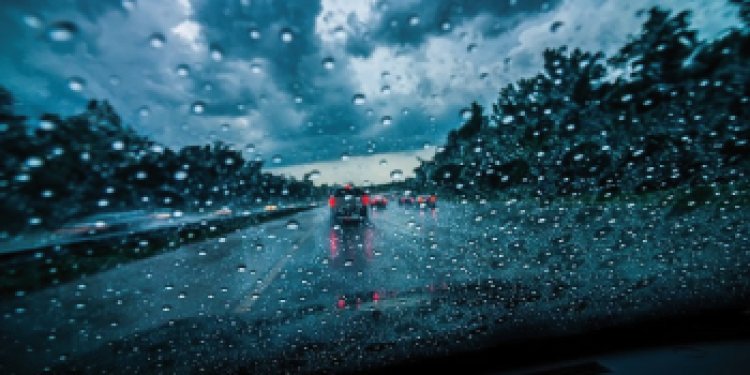 Caminos  transitables con precaución por neblina y lluvia