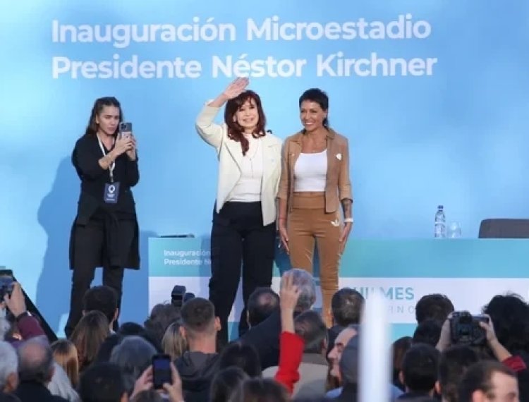 Cristina reapareció en Quilmes con críticas a Milei y reclamó un cambio de rumbo