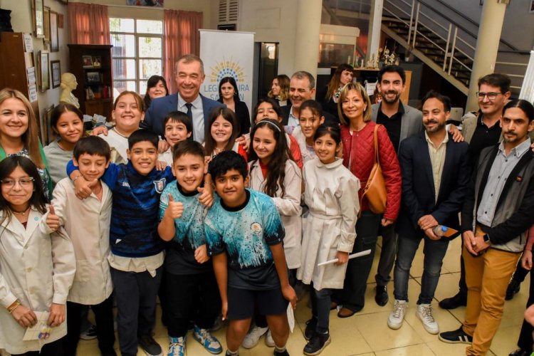 Más de 700 chicos visitaron el Paso de los Escritores en el marco del Día del Libro