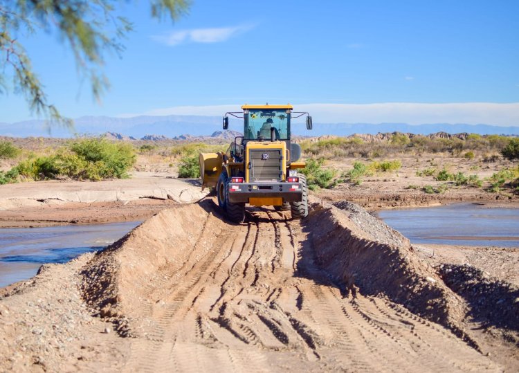 Arreglan la toma del río Jáchal en Mogna