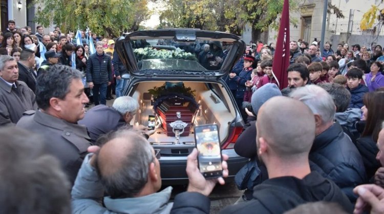El último adiós al "Flaco" Traverso en Villa Ramallo
