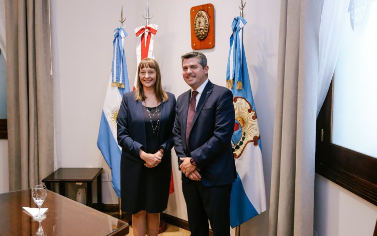 Orrego recibió a la embajadora de Polonia en el marco de la Expo Minera